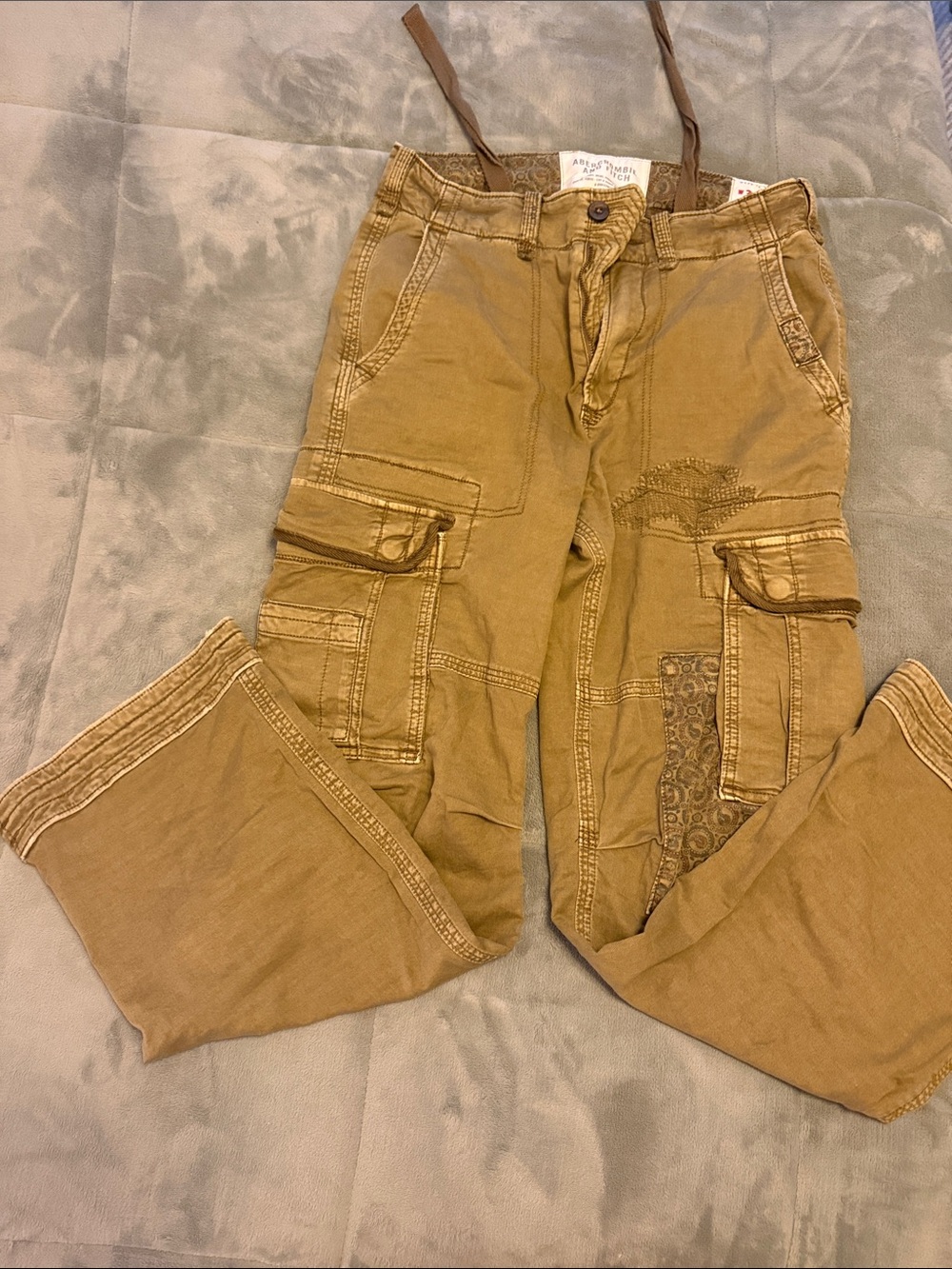 Abercrombie & Fitch Brown Cargo Pants - Picture 1 of 2
